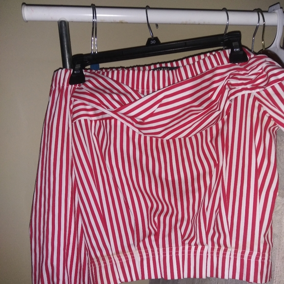 Spring/Summer Top - Picture 1 of 2